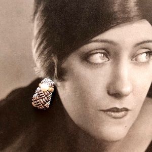 Gold/diamond/pearl/silver pendant 😘❤️😊